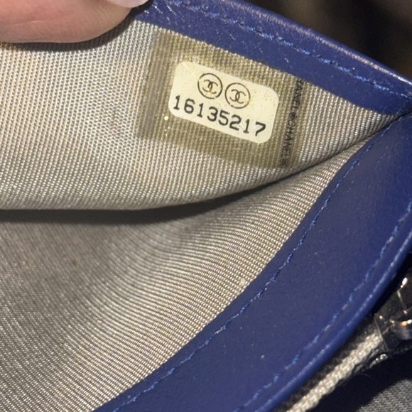 Chanel Vintage Bifold Blue Lambskin with Quilted Pattern EUC - Picture 9 of 9